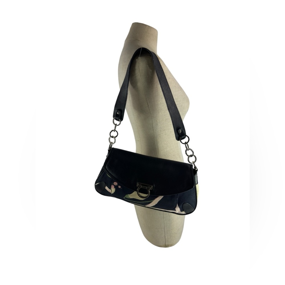 Vintage SALVATORE FERRAGAMO Gancini black canvas and leather shoulder bag flower